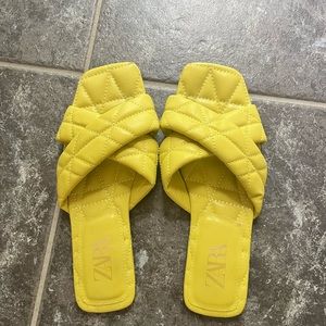 Lime Zara slides